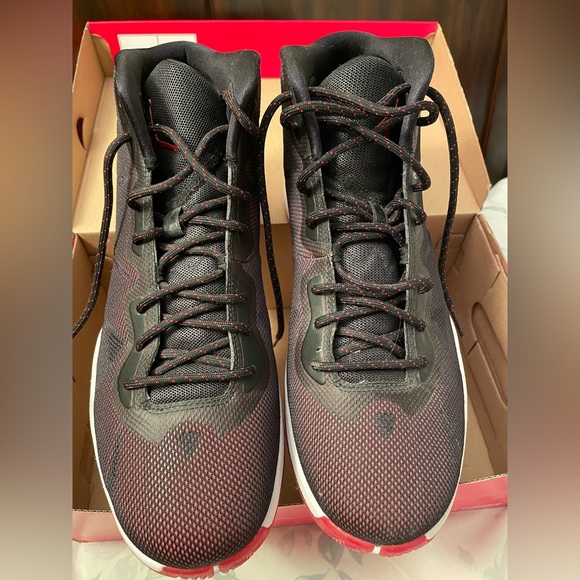 Jordan Flight Tradition sneakers - Picture 2 of 4